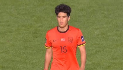 1年前还在踢中乙，彭啸上限可留洋 泰山手握05众星 培养后腰争冠